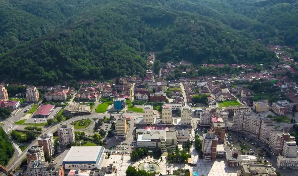 Afaceri locale Reșița – ghid comercianți și servicii